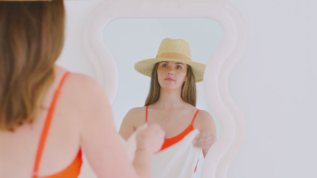 The Linen Edit – Amber Glow | Magnetic Linen Neck Scarf for Sun Protection